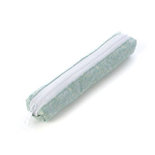 Load image into Gallery viewer, Pencil Container &quot;KARAKUSA SNOOPY(green)&quot;
