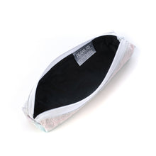 Load image into Gallery viewer, Pencil Container &quot;KARAKUSA SNOOPY(multi)&quot;
