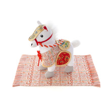 画像をギャラリービューアに読み込む, 干支「午」 マスコット人形
