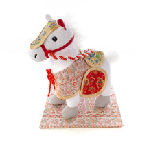 画像をギャラリービューアに読み込む, 干支「午」 マスコット人形
