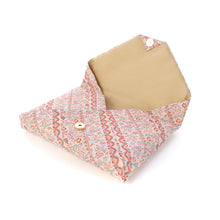 Load image into Gallery viewer, Sukiya Bukuro (A Pouch) (Tea-things) (Tō-sai Yūba-mon)
