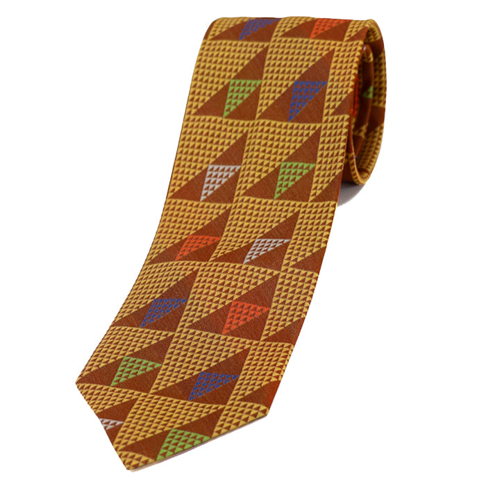 Tie (urokogondayumon)