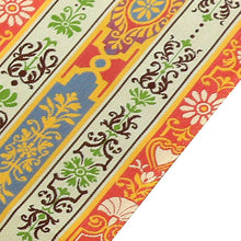 Load image into Gallery viewer, Table runner, Loire decorated with flowers [WEB Limited].
